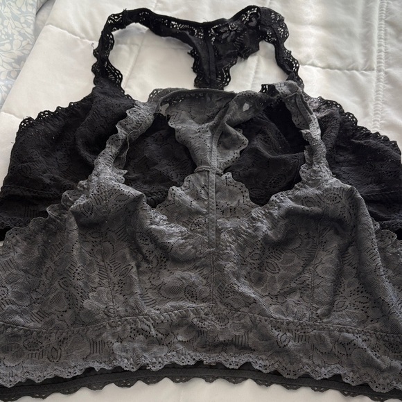 Bundle of Felina Lingerie XL Bralette Set - Black and Gray - Picture 1 of 13